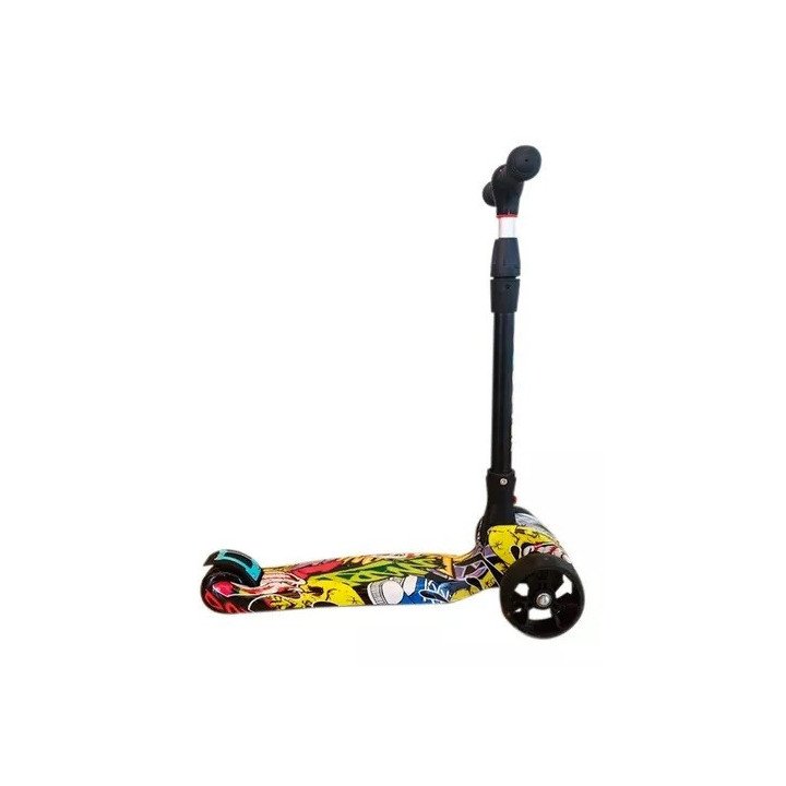 SCOOTER 4 RUEDAS CON LUZ, DISEÑO